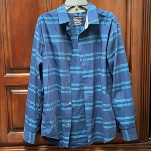 Calvin Klein button down shirt size XL blue
